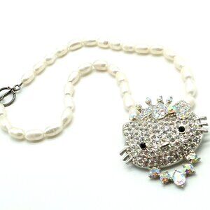 Crystal Hello Kitty Pendant on Pearl Necklace 16"